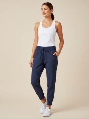 Lululemon Mid Rise Dance Jogger 25” True Navy Size 2 | Women’s Athletic Sweats